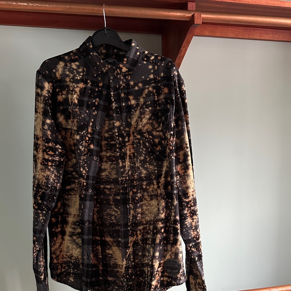 Men's Black and Brown Button-Up Shirt